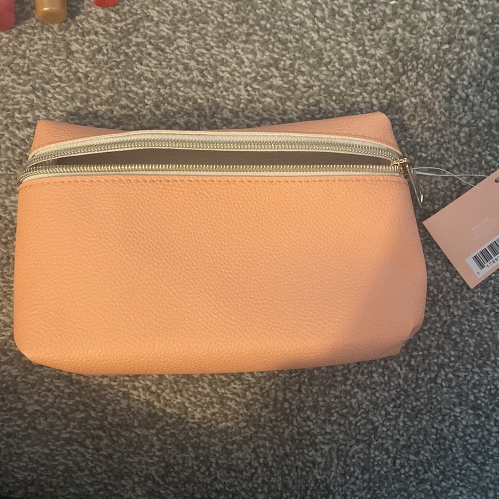 🆕 Beauty bundle with makeup bag - Picture 8 of 10